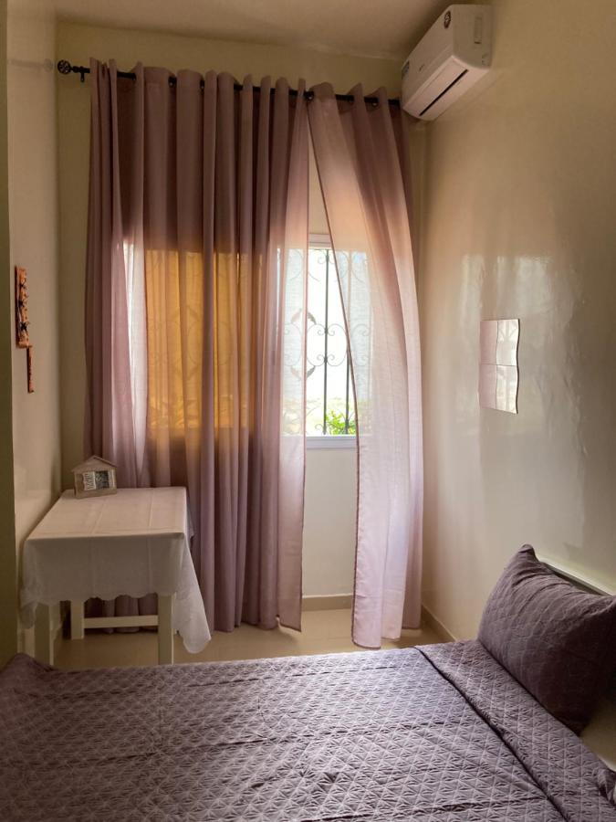 Апартаменты Chez Camille A Zac Mbao Diokoul Экстерьер фото
